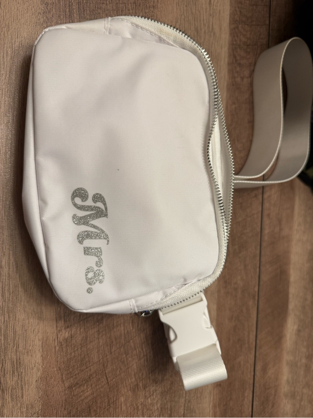 Amazon White Crossbody Bag with Silver Glitter Logo